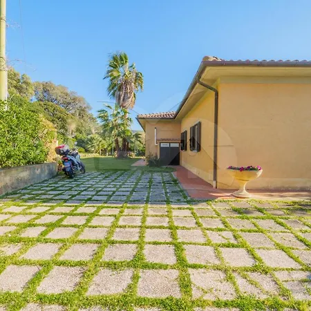 Magazzini Villa Magazzini (Tuscany)