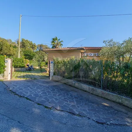 Magazzini Villa Magazzini (Tuscany)